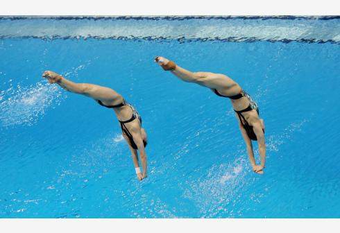 乐鱼体育官方网站-25日看点：跳水举重冲击冠军 郎门女将初试身手